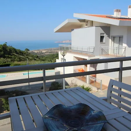 O Pescador Bed & Breakfast Nazaré